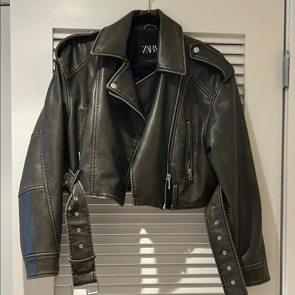Zara Leather Jacket - Picture 1 of 4